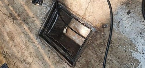 역삼동 하수구막힘 작업 후 배수가 원활하게 흐르는지 확인하는 마무리 점검